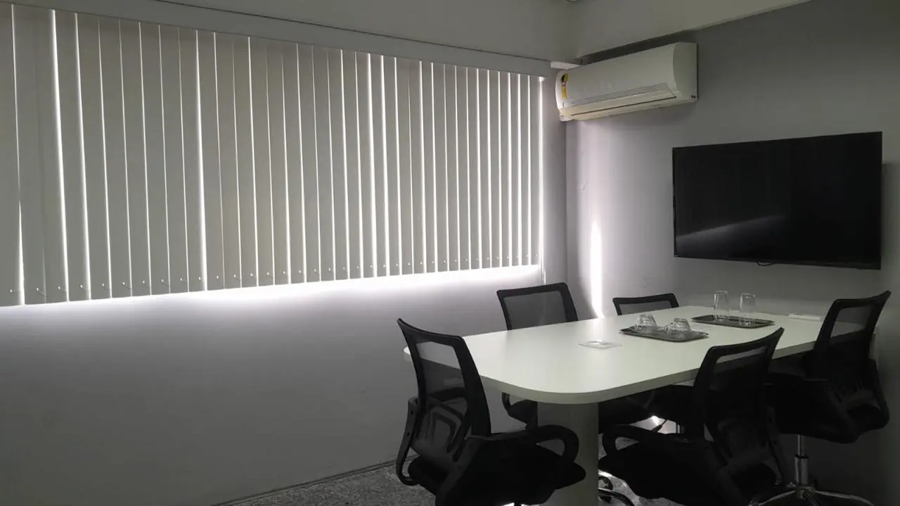 Sala de Reunião 7 Pessoas - Imagem 1